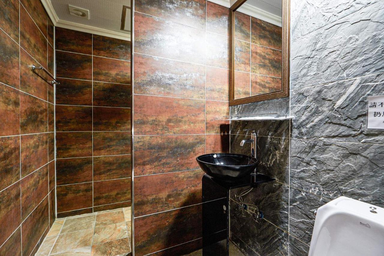 I.Y Hotel Σουγόν Εξωτερικό φωτογραφία