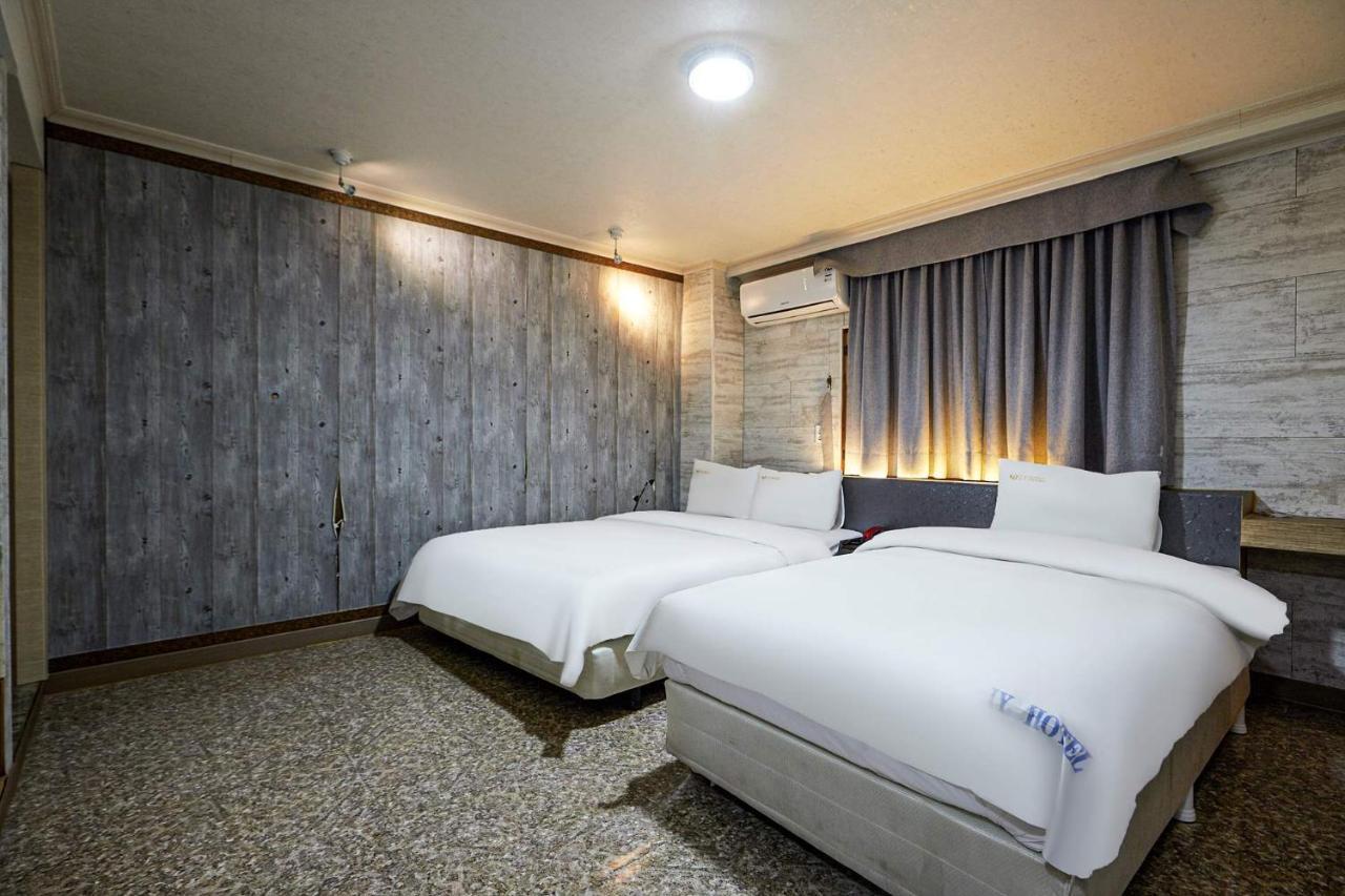 I.Y Hotel Σουγόν Εξωτερικό φωτογραφία